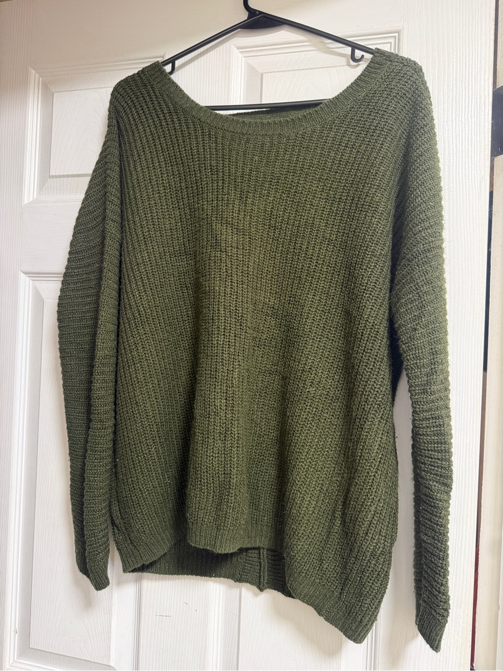 Forever 21 Olive Green Crew Neck Knit Sweater
